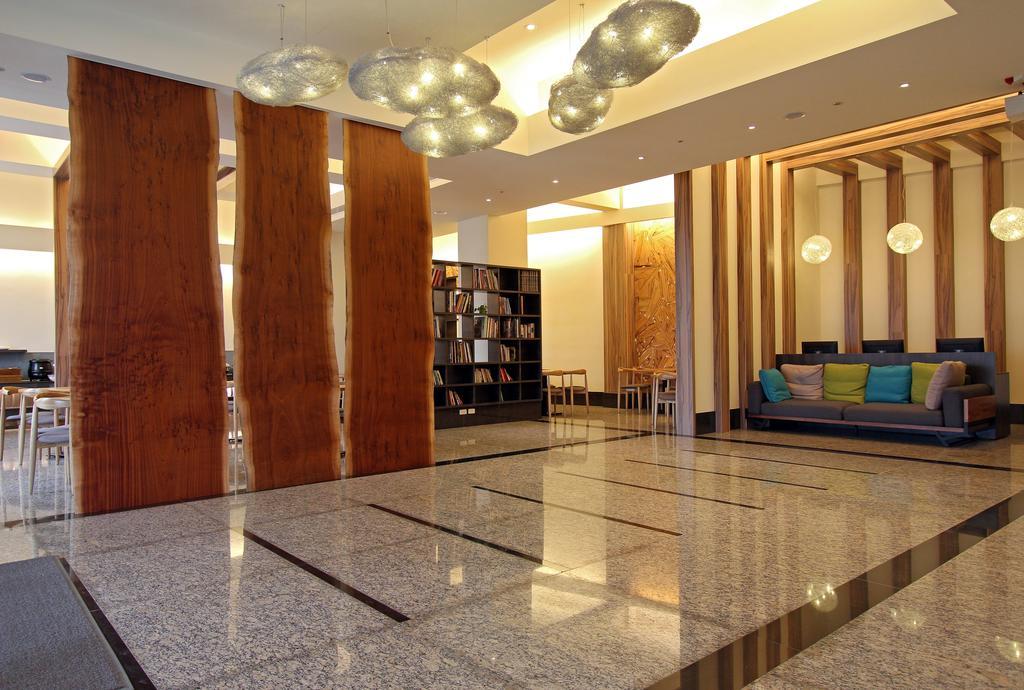 Celebrity 99 Hotel 吉安 外观 照片